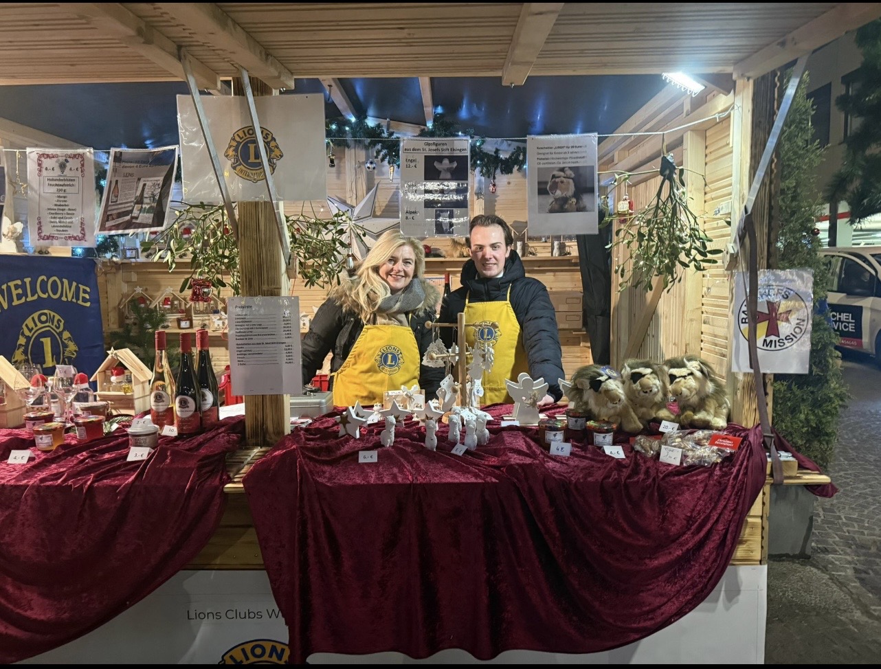 Unser Szand auf dem Weihnachtsmarkt 2025
